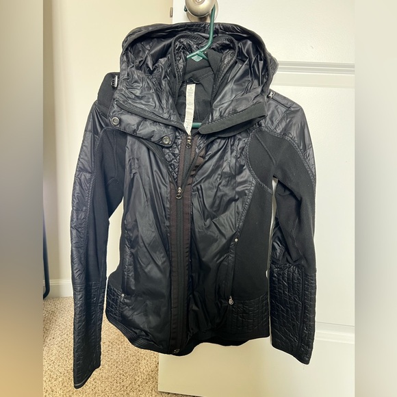 lululemon athletica Jackets & Blazers - Lululemon Black Women’s Run Bundle Up Jacket